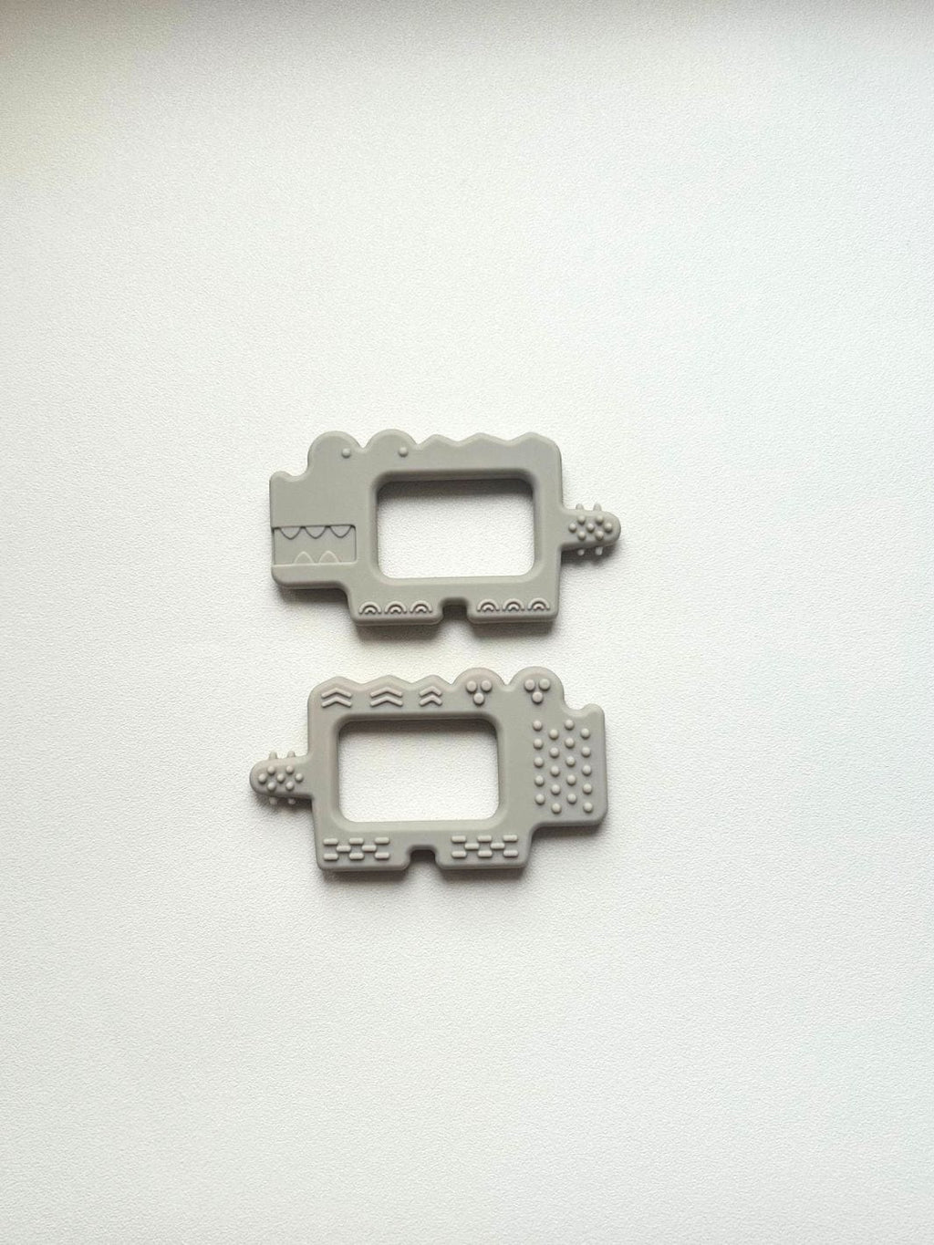 anneau de dentition "crocodile brun"