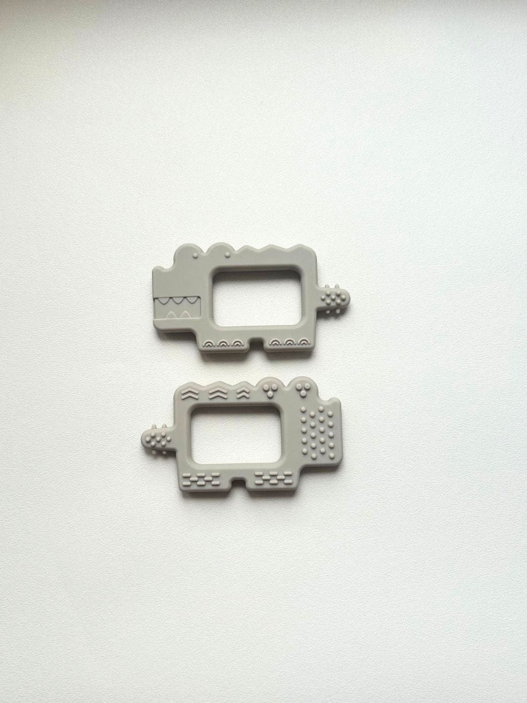 anneau de dentition "crocodile brun"