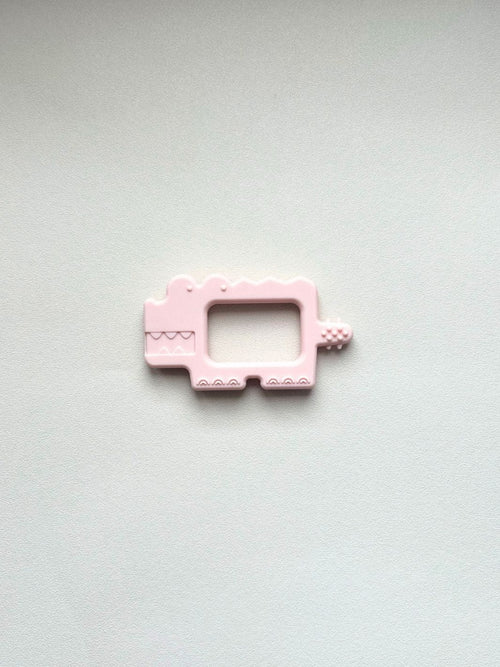 anneau de dentition "crocodile rose"